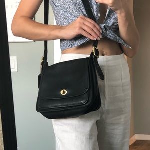 Coach legacy black leather shoulder bag